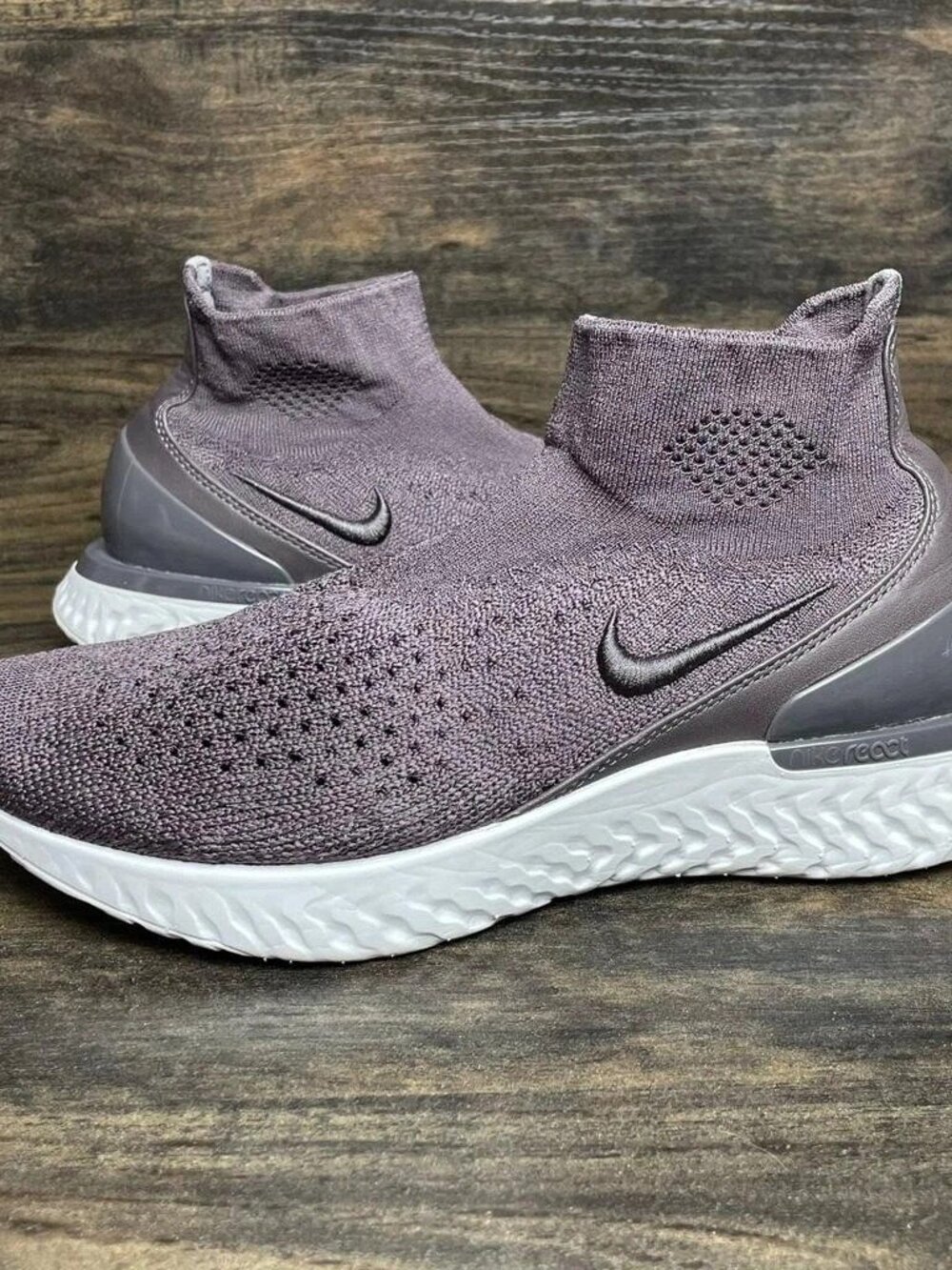 Nike Rise React FlyKnit Mid Running Purple Sneakers Men's Sz US 6 AV5554-004 PO